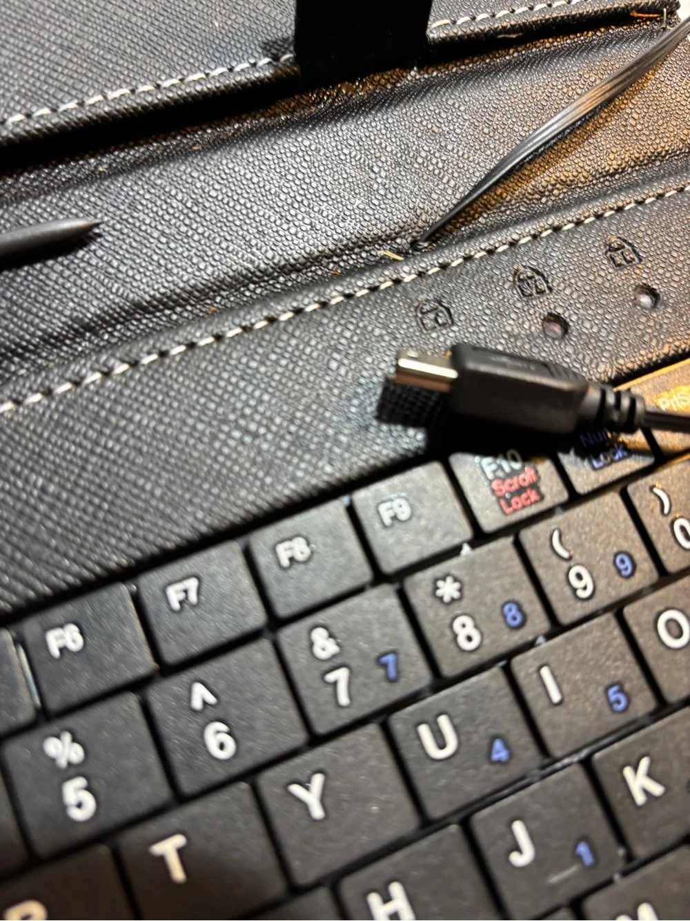 Universal Black Tablet Case with Keyboard and stand